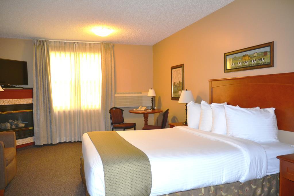Village Creek Country Inn Westerose Екстериор снимка