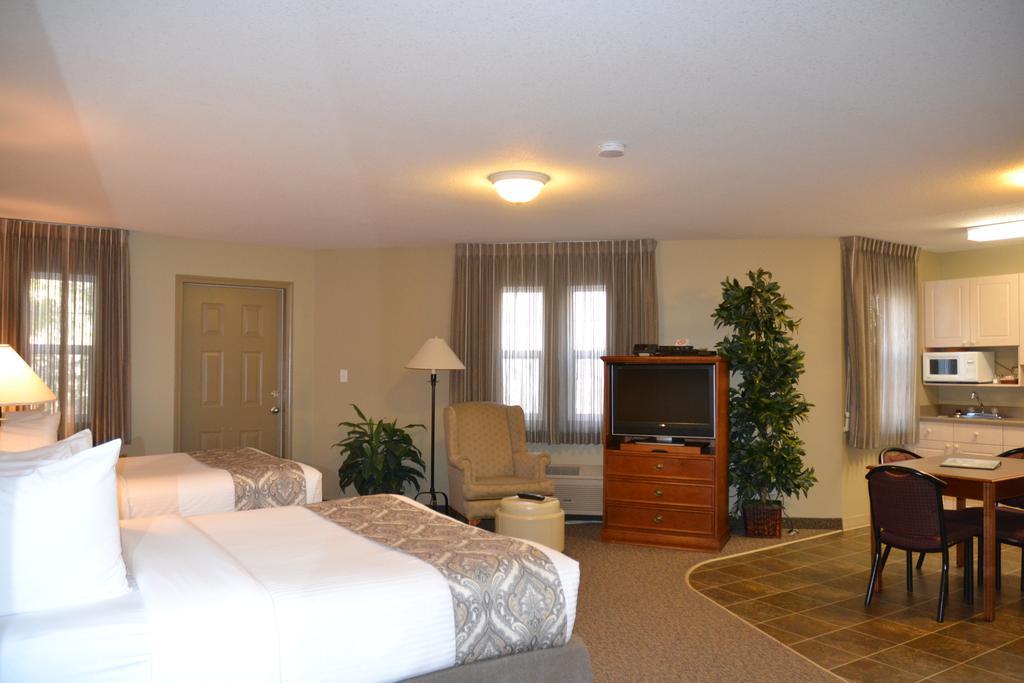 Village Creek Country Inn Westerose Екстериор снимка